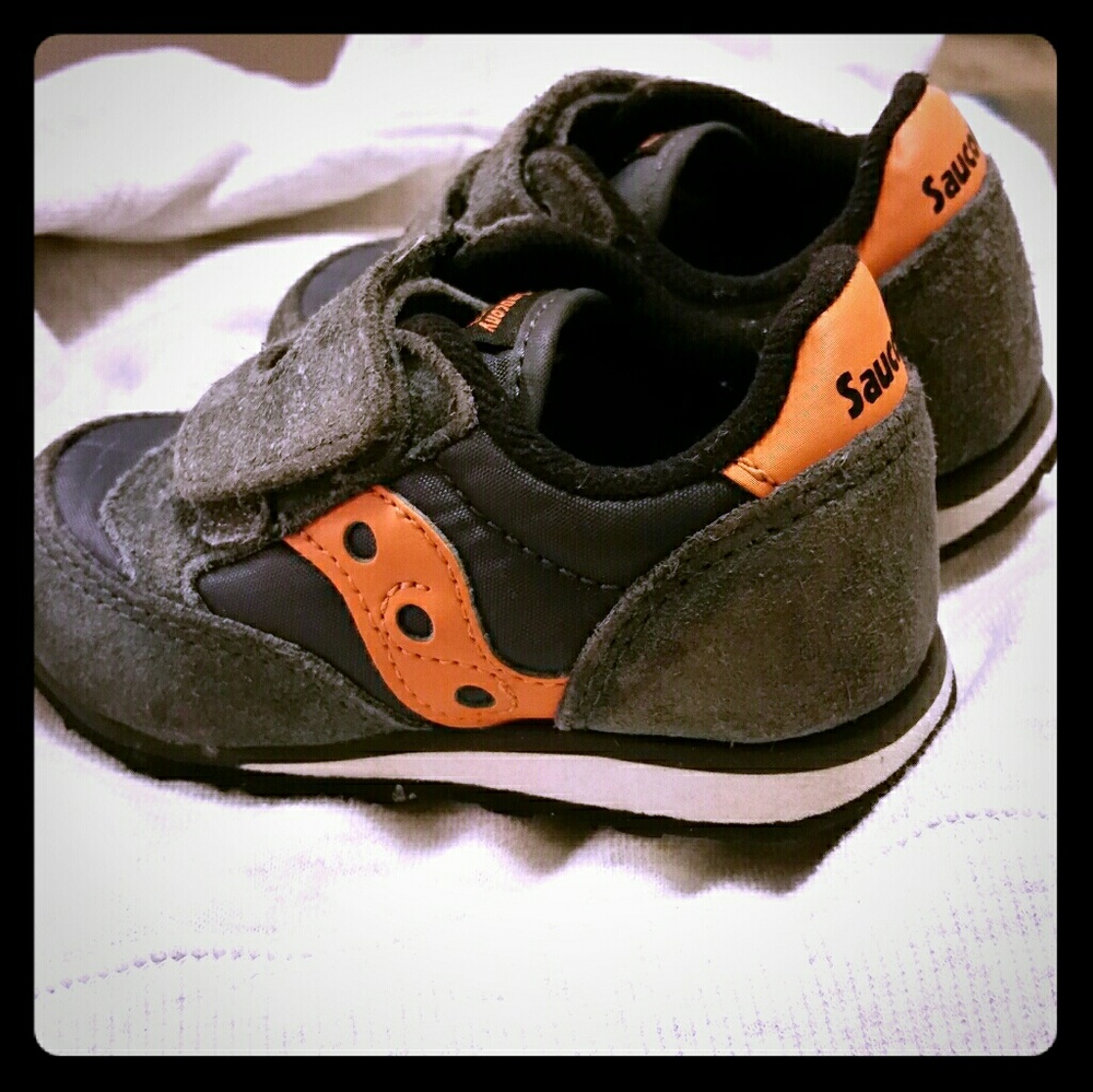 Saucony Size 5 toddler shoes